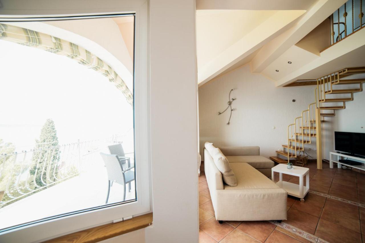 Apartment Selce 5206A Bagian luar foto