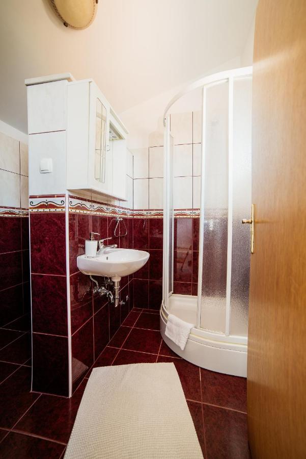 Apartment Selce 5206A Bagian luar foto